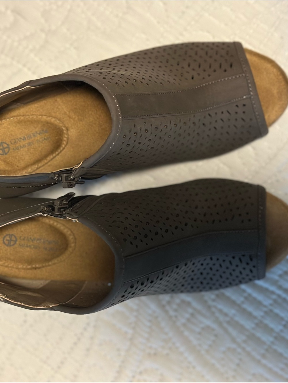 Size 7 Women's Brown Perforated Slingback Sandals